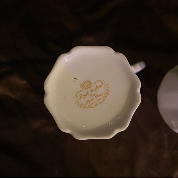 2x Royal Grafton Fine Bone China Prairie Crocus Coffee Cups - Picture 4 of 4